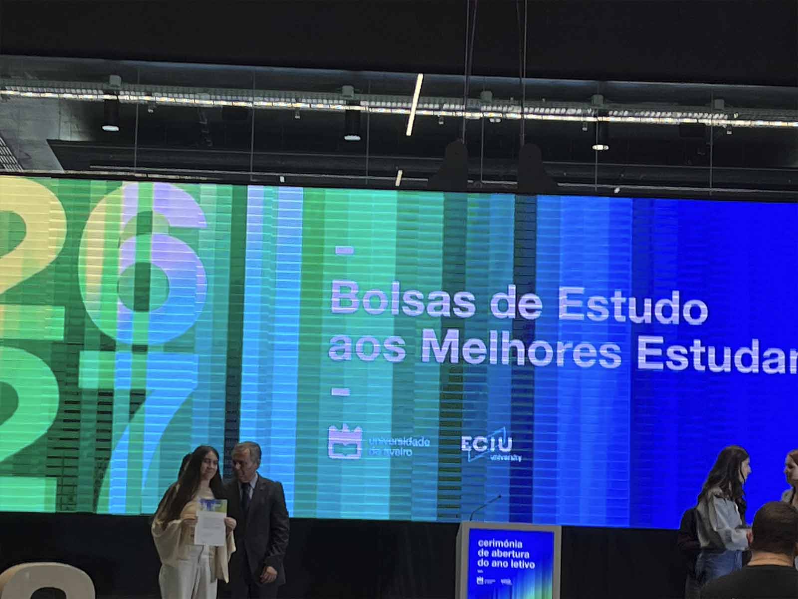 Catarina Pontinha ganha Bolsa de Estudo de Melhores Alunos da Universidade de Aveiro